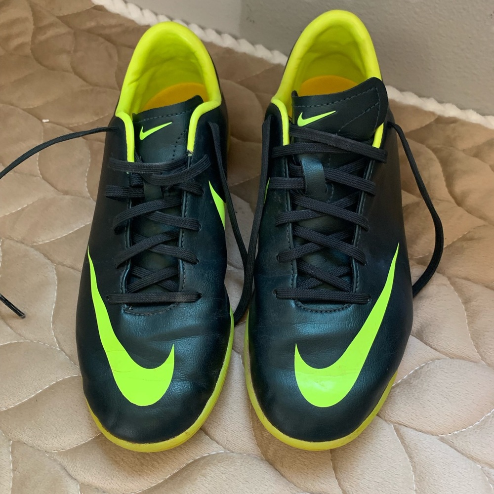 Nike Youth Artificial Turf Soccer Shoes